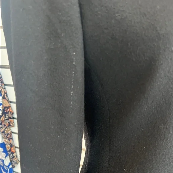 Giorgio Armani Elegant Cashmere Black Blazer - Women’s Size 10 - Picture 7 of 15